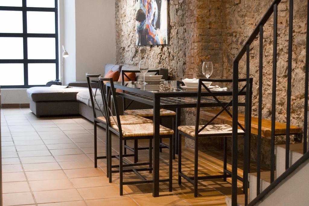 Happy People Ramblas Harbour Apartments Barcelona Room photo