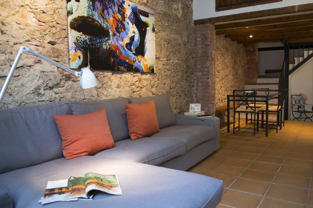 Happy People Ramblas Harbour Apartments Barcelona Room photo