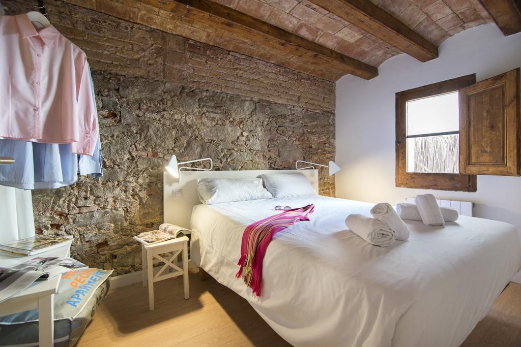 Happy People Ramblas Harbour Apartments Barcelona Exterior photo