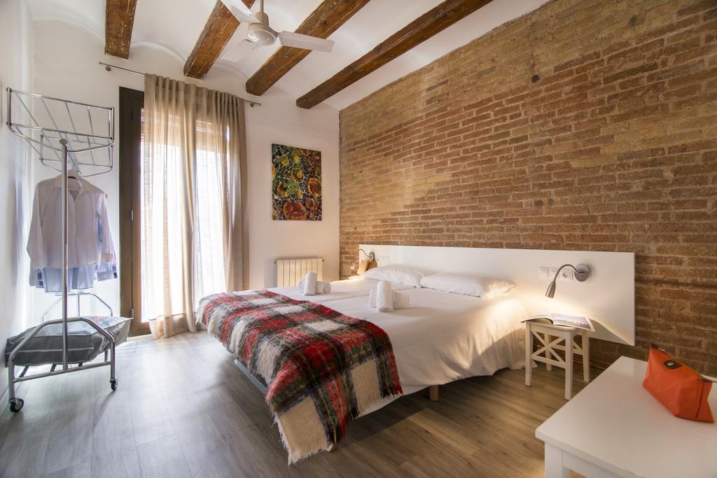 Happy People Ramblas Harbour Apartments Barcelona Exterior photo