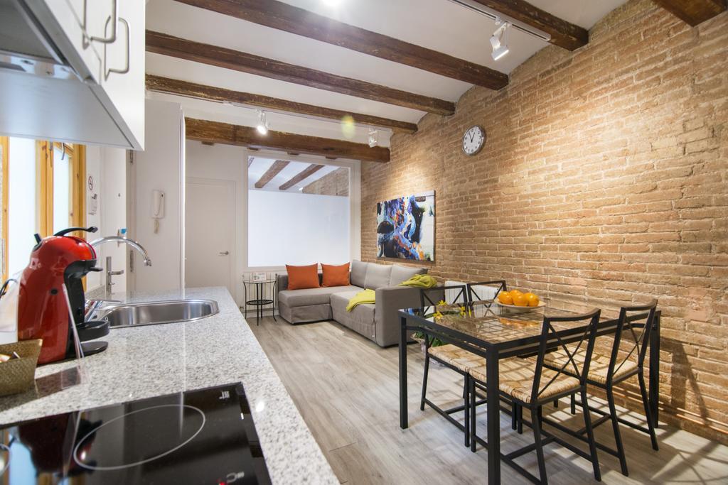Happy People Ramblas Harbour Apartments Barcelona Exterior photo