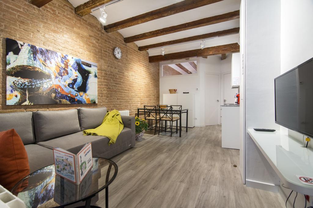 Happy People Ramblas Harbour Apartments Barcelona Exterior photo