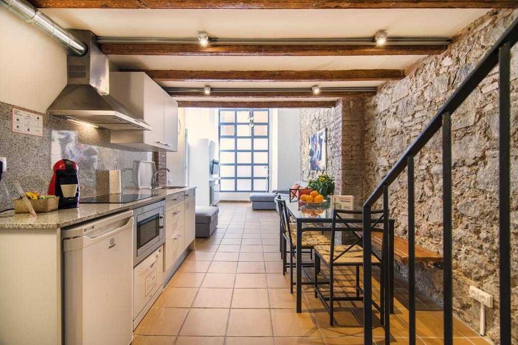 Happy People Ramblas Harbour Apartments Barcelona Exterior photo