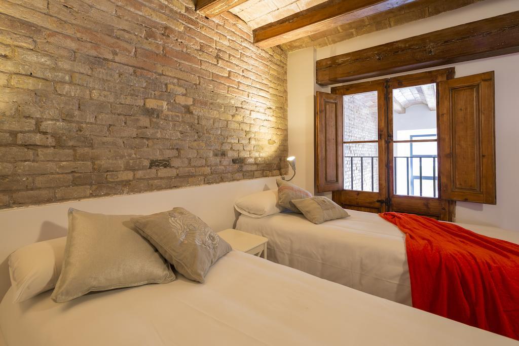 Happy People Ramblas Harbour Apartments Barcelona Exterior photo