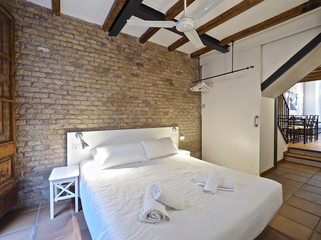 Happy People Ramblas Harbour Apartments Barcelona Exterior photo